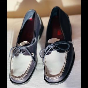 Salvatore Ferragamo black/white loafers